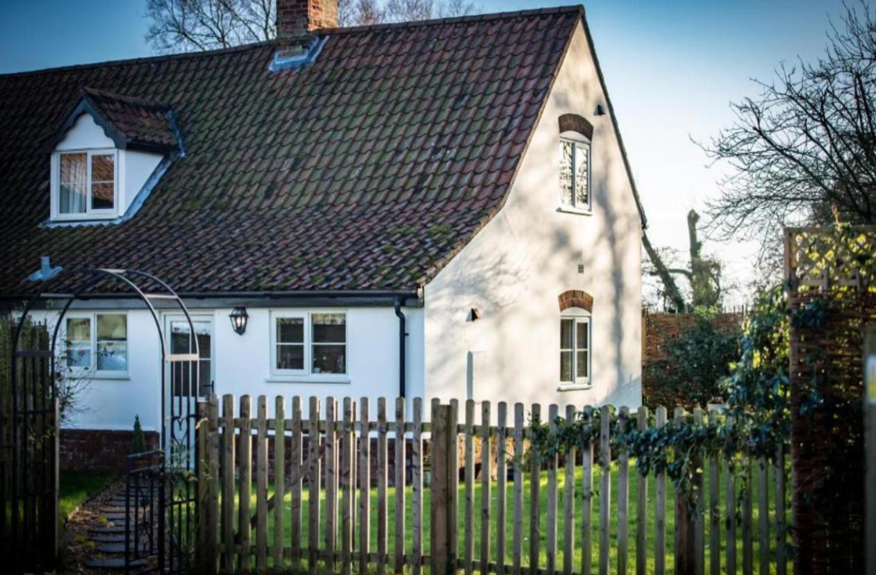Dreamy Suffolk Country Cottage Escape Aldeby Bagian luar foto